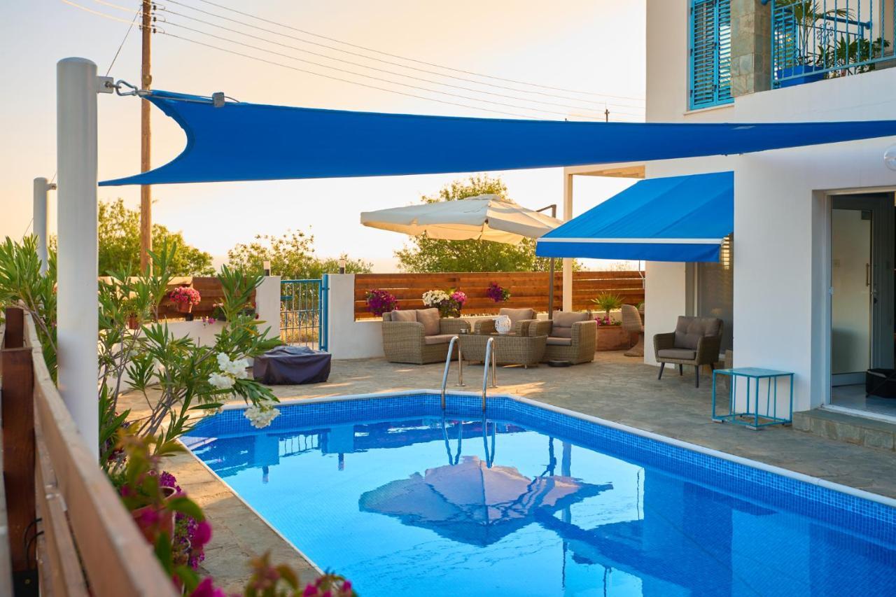 Villanelle Bed & Breakfast Welcomes Dog Lovers Only Tala Luaran gambar