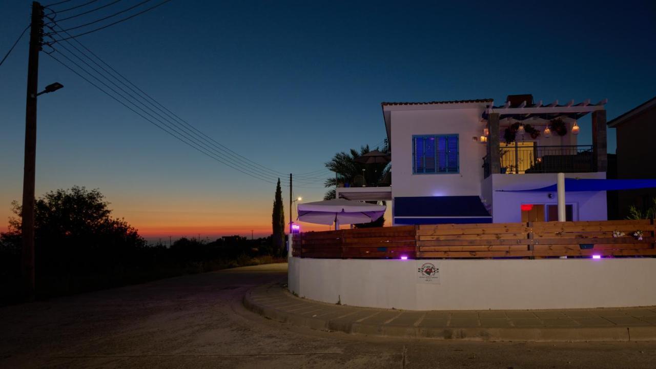 Villanelle Bed & Breakfast Welcomes Dog Lovers Only Tala Luaran gambar