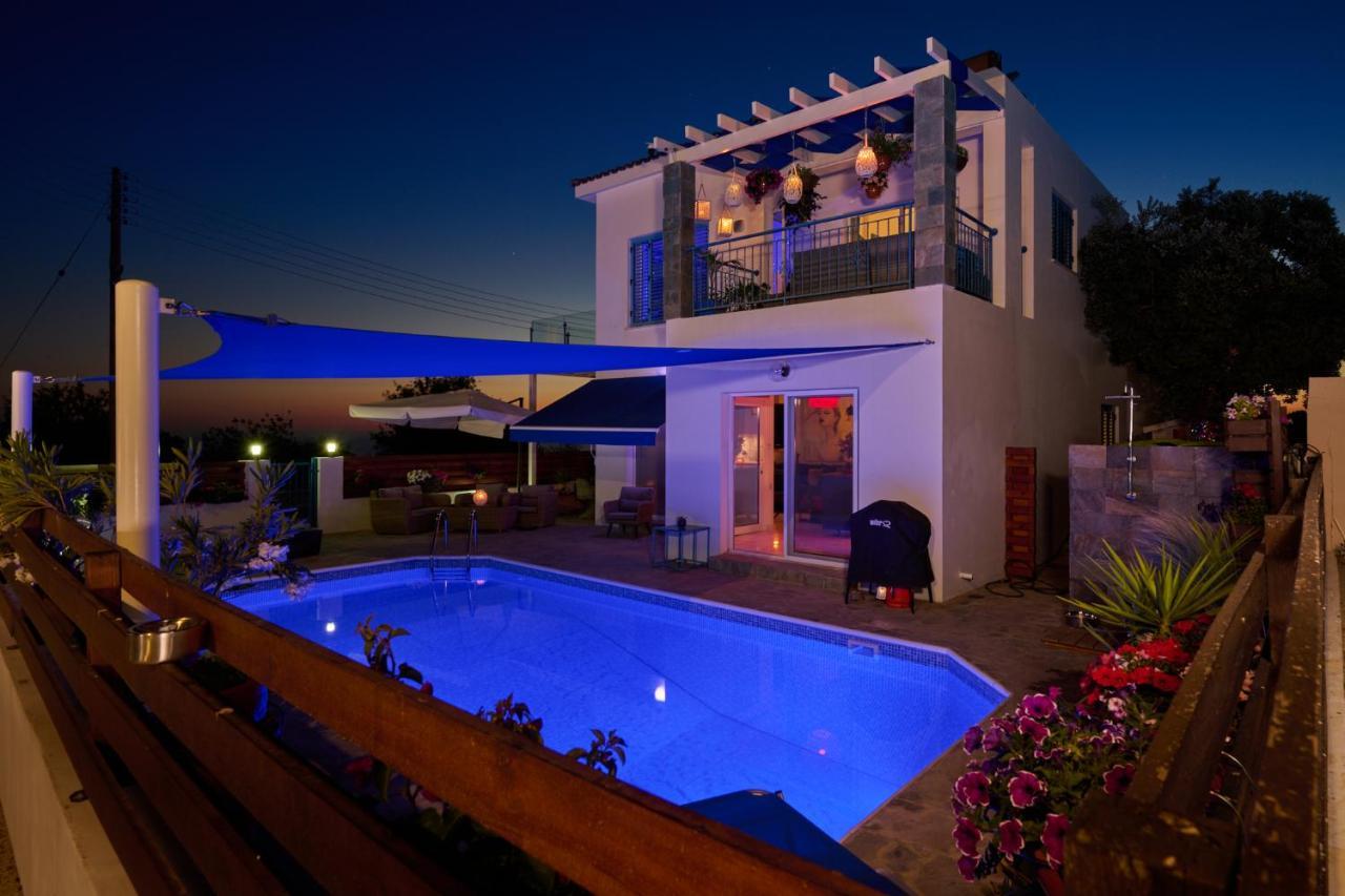 Villanelle Bed & Breakfast Welcomes Dog Lovers Only Tala Luaran gambar